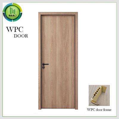 Giá tốt. PVC HDF tổng hợp nhà ở WPC cửa gỗ bảng thiết kế trực tuyến